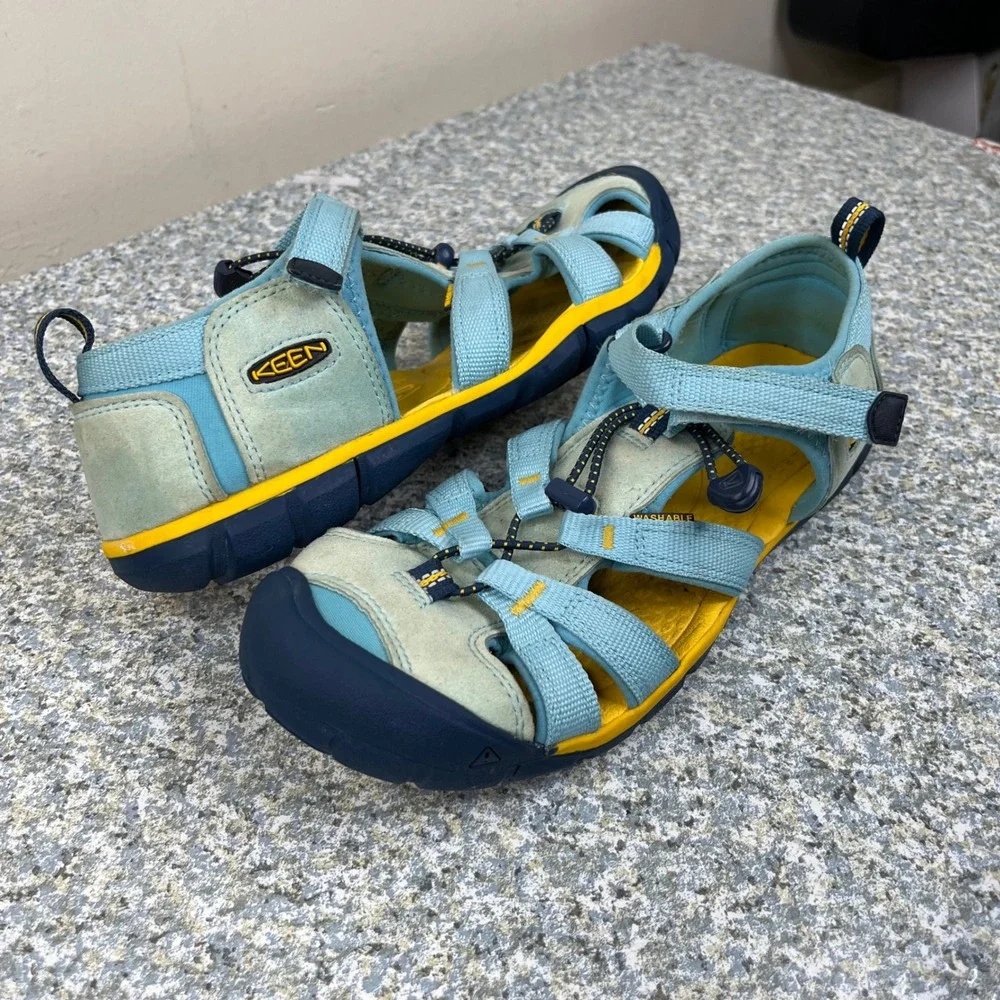 KEEN Sandals Seacamp II CNX Youth 7 Blue Yellow Washable Water Shoes Hiking